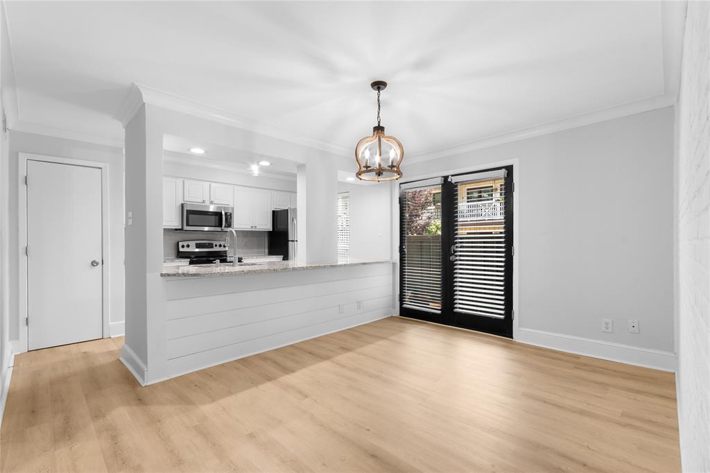 5928 Sandhurst Lane, #127, Dallas, TX 75206 5928 Sandhurst Lane, #127, Dallas, TX 75206