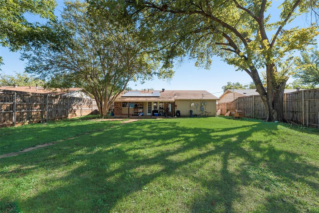1717 Meadow Valley, Irving, TX 75060
