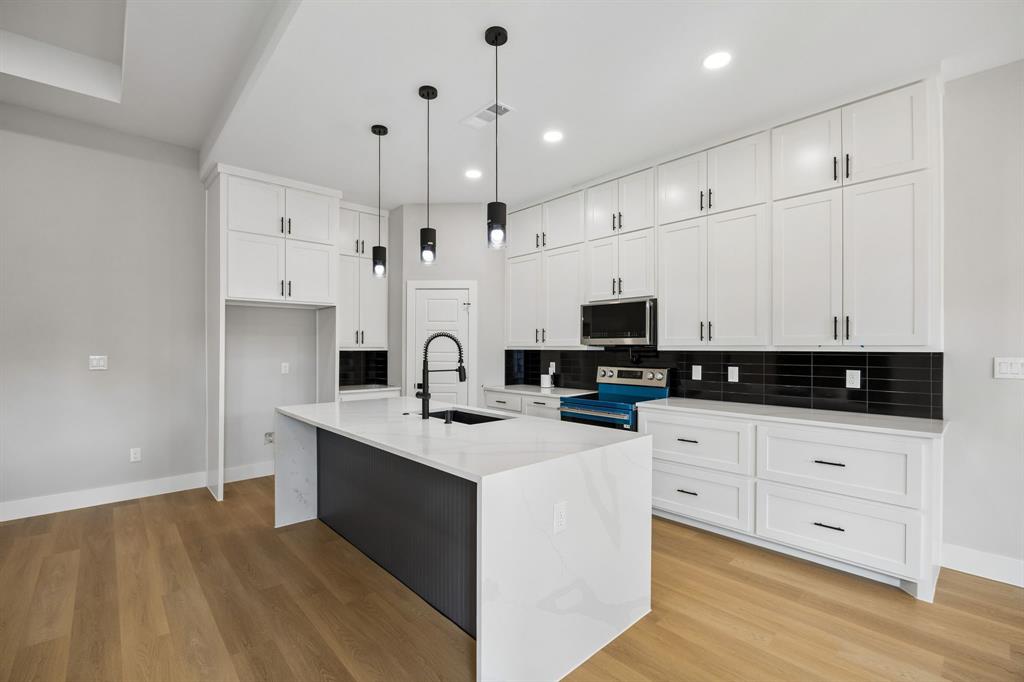 2518 Jeff Street, Dallas, TX 75212