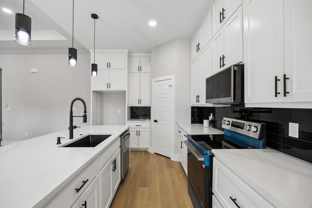 2518 Jeff Street, Dallas, TX 75212