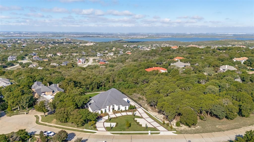 819 Bluff Ridge Drive, Cedar Hill, TX 75104