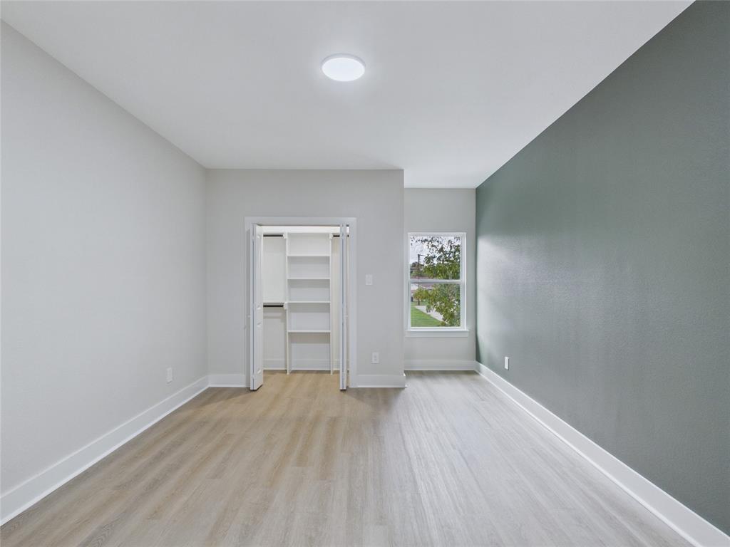 1805 Ash Crescent Street, Fort Worth, TX 76104