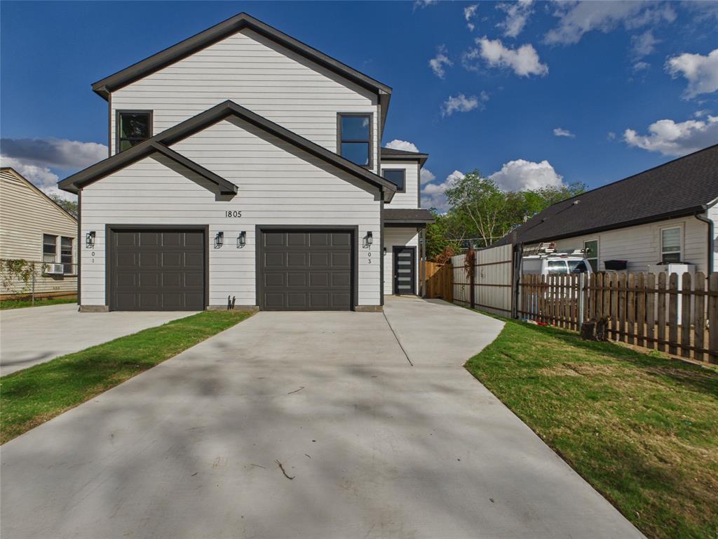 1805 Ash Crescent Street, Fort Worth, TX 76104