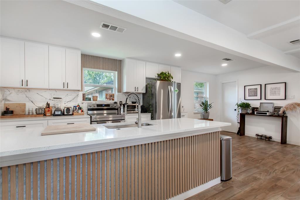 8430 Bocowood Drive, Dallas, TX 75228