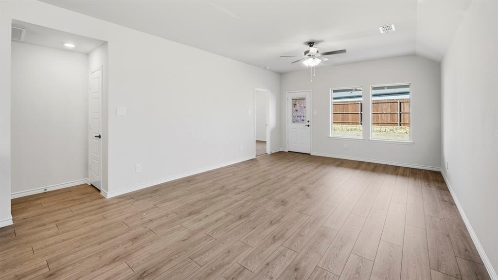 1303 Dry Brook Way, Princeton, TX 75407
