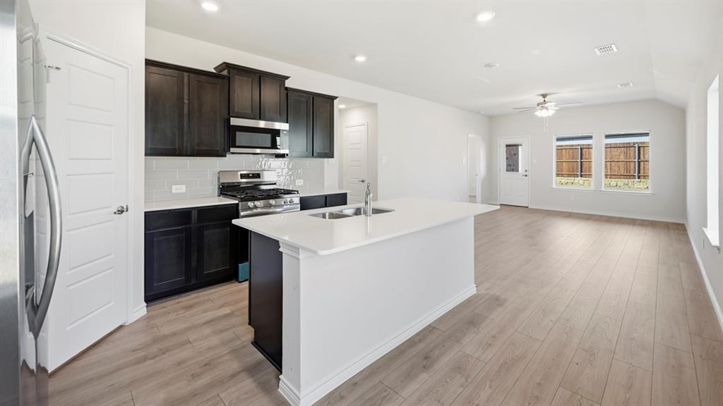 1303 Dry Brook Way, Princeton, TX 75407