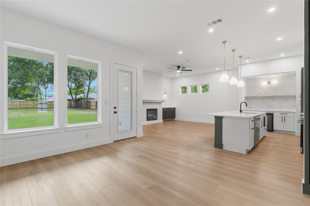 5011 Watson Drive, Dallas, TX 75241 5011 Watson Drive, Dallas, TX 75241
