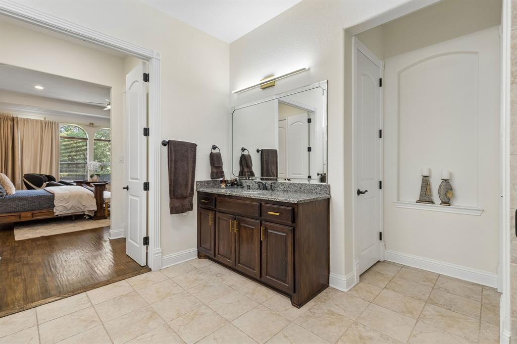 305 Corral Court, Southlake, TX 76092