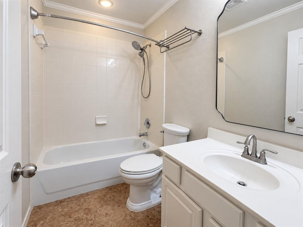 6006 Holly Crest Lane, Sachse, TX 75048