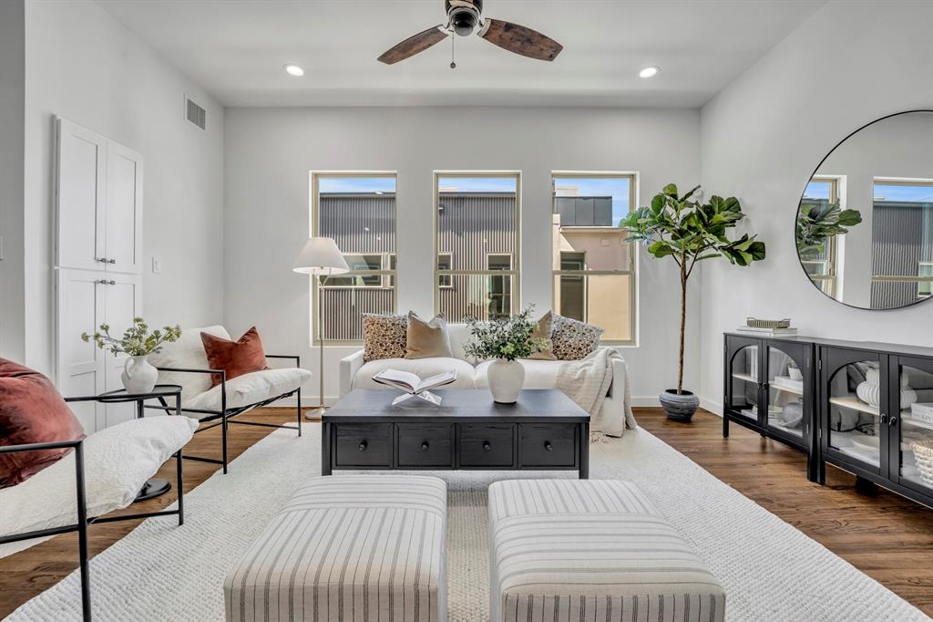 5806 Bryan Parkway, #104, Dallas, TX 75206 5806 Bryan Parkway, #104, Dallas, TX 75206