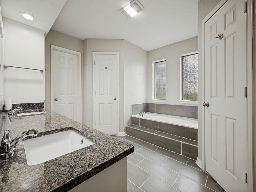 2209 Strader Road, Justin, TX 76247