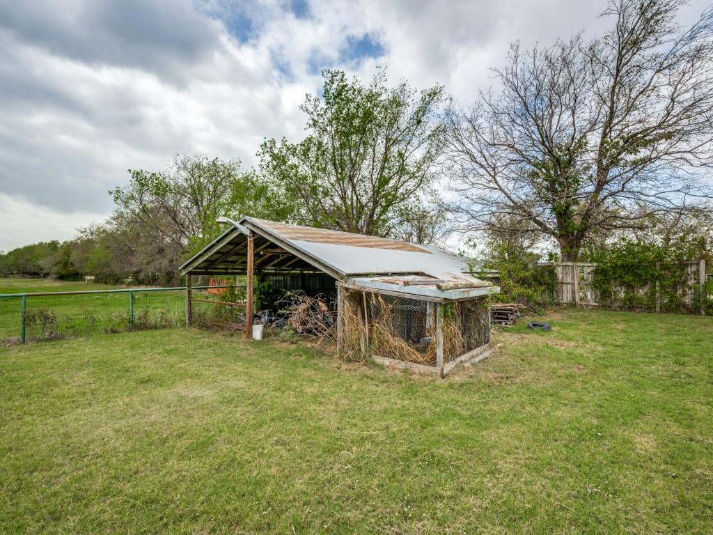 2209 Strader Road, Justin, TX 76247
