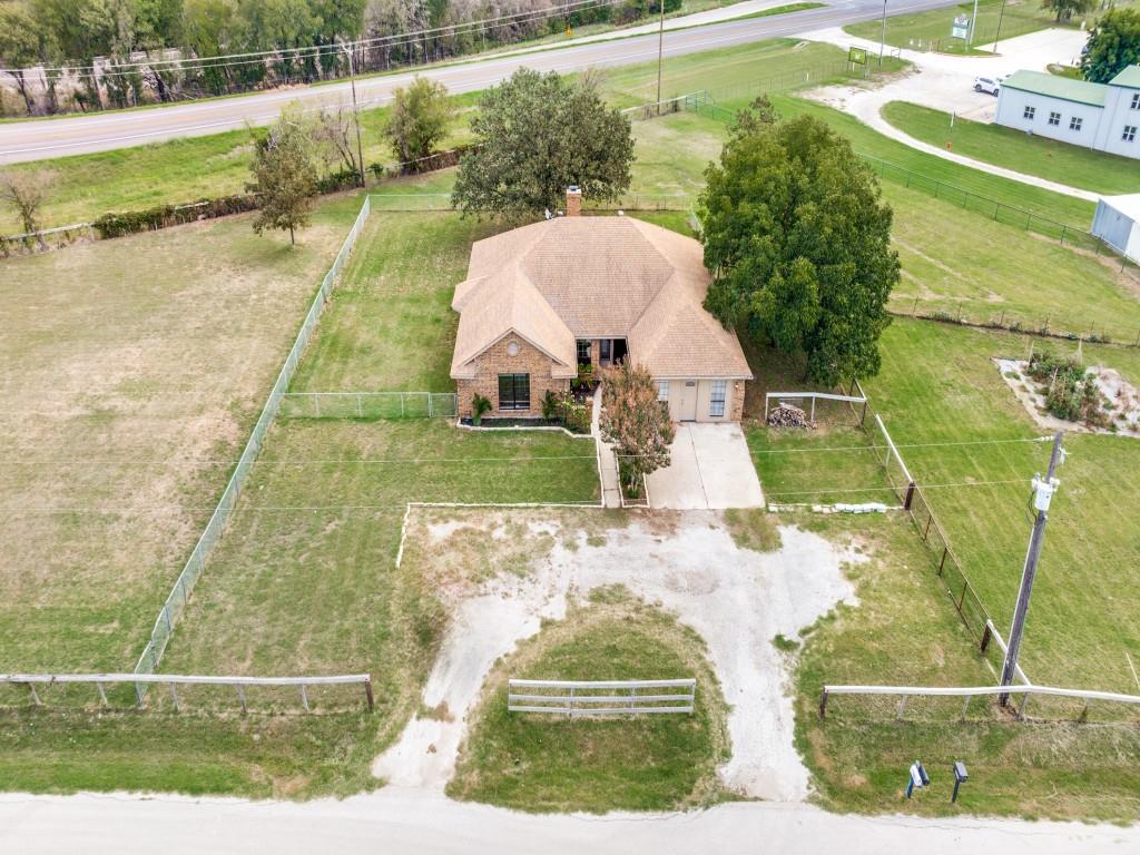 2209 Strader Road, Justin, TX 76247