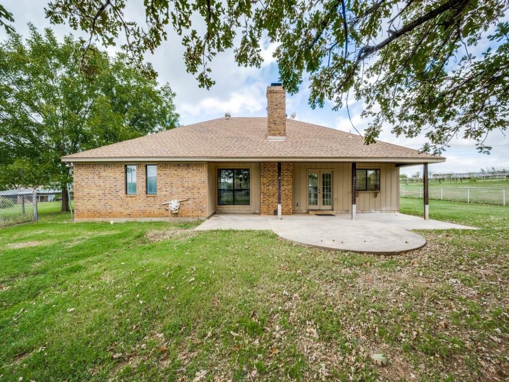 2209 Strader Road, Justin, TX 76247