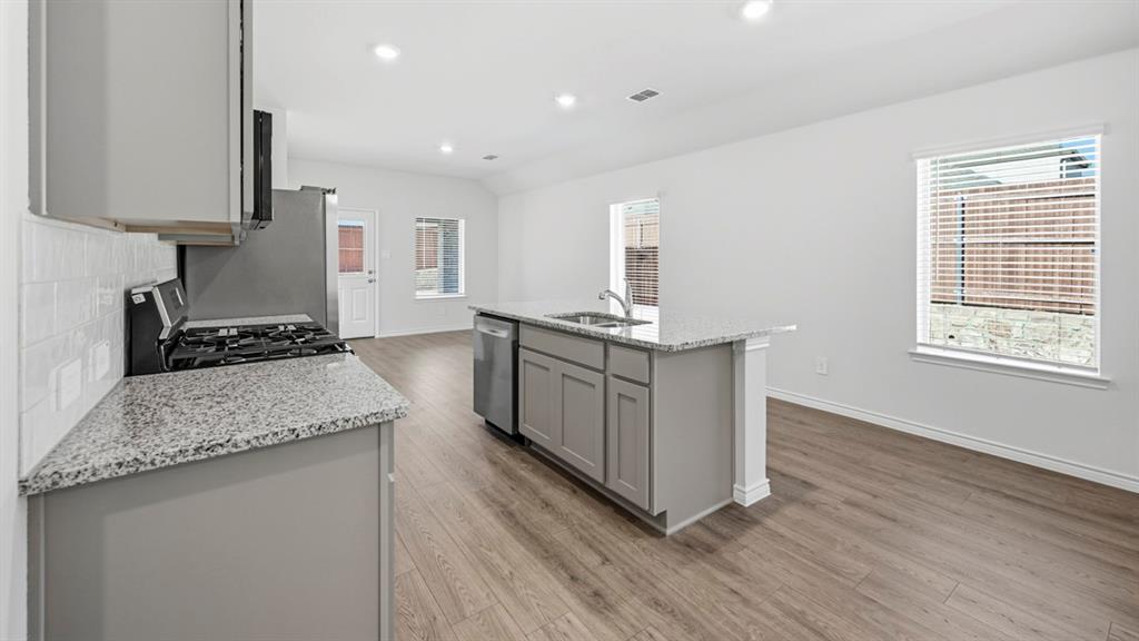 1213 Dry Brook Way, Princeton, TX 75407