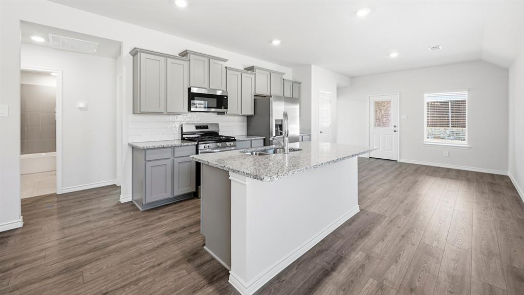 1213 Dry Brook Way, Princeton, TX 75407