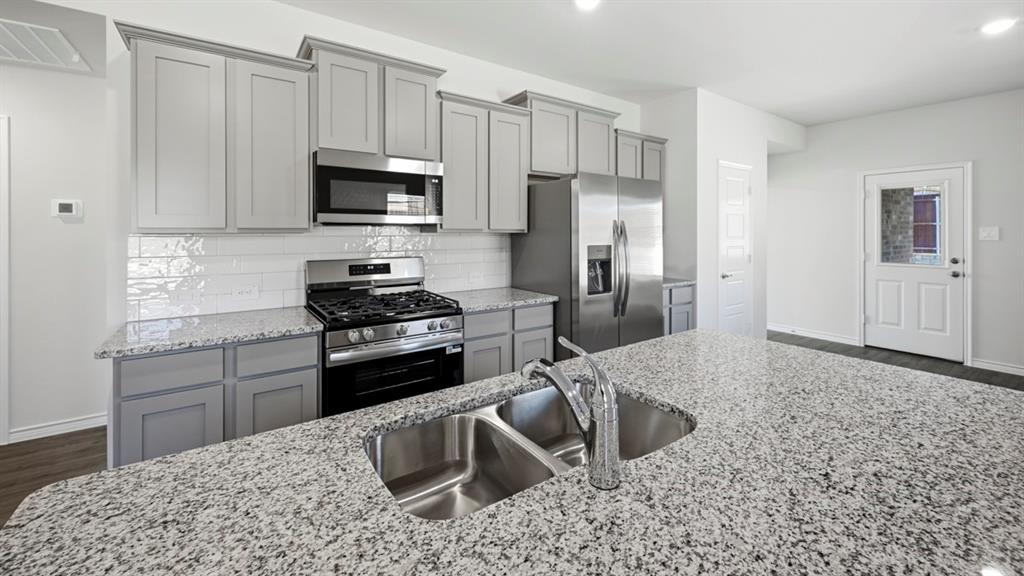 1213 Dry Brook Way, Princeton, TX 75407 1213 Dry Brook Way, Princeton, TX 75407