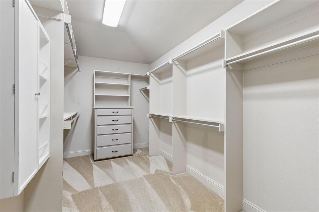 Large Walk in Closet