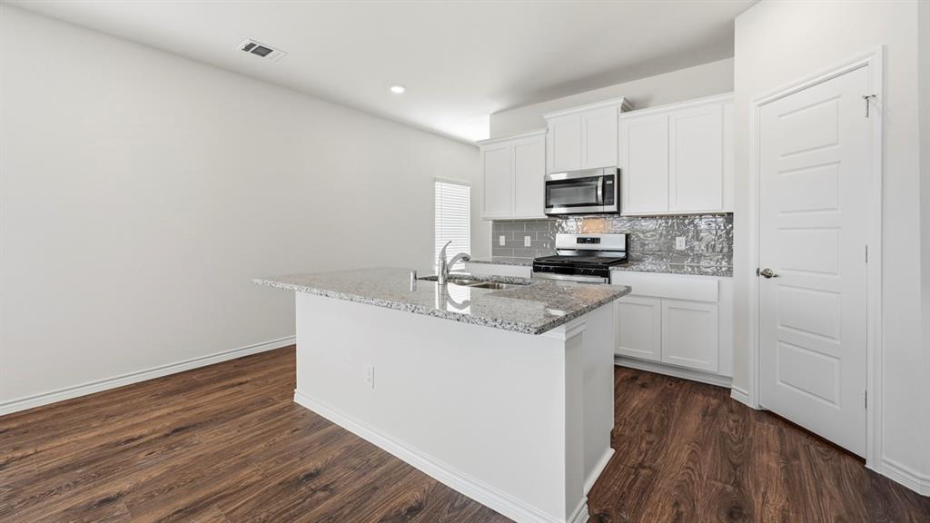 1227 Dry Brook Way, Princeton, TX 75407