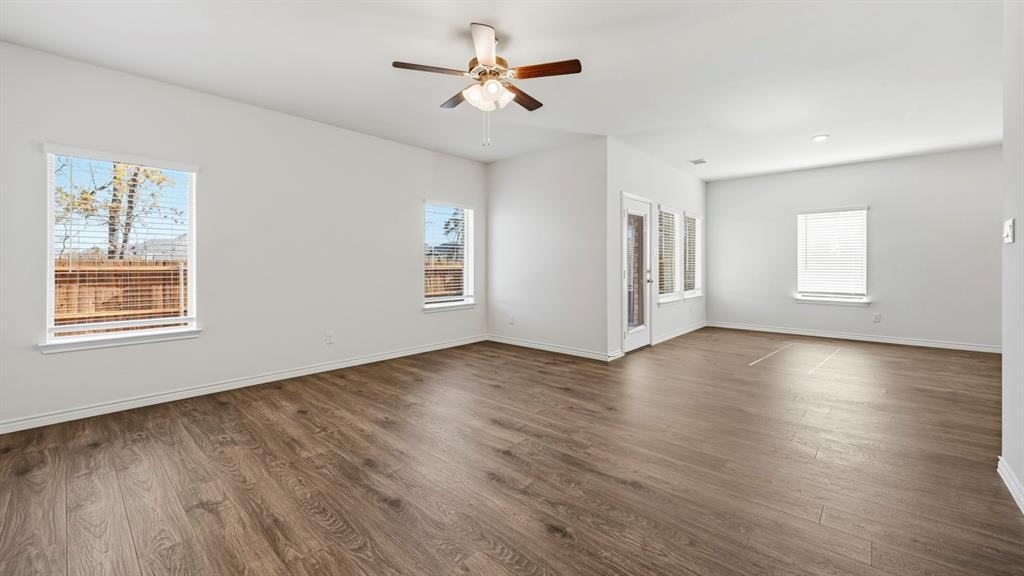 1227 Dry Brook Way, Princeton, TX 75407