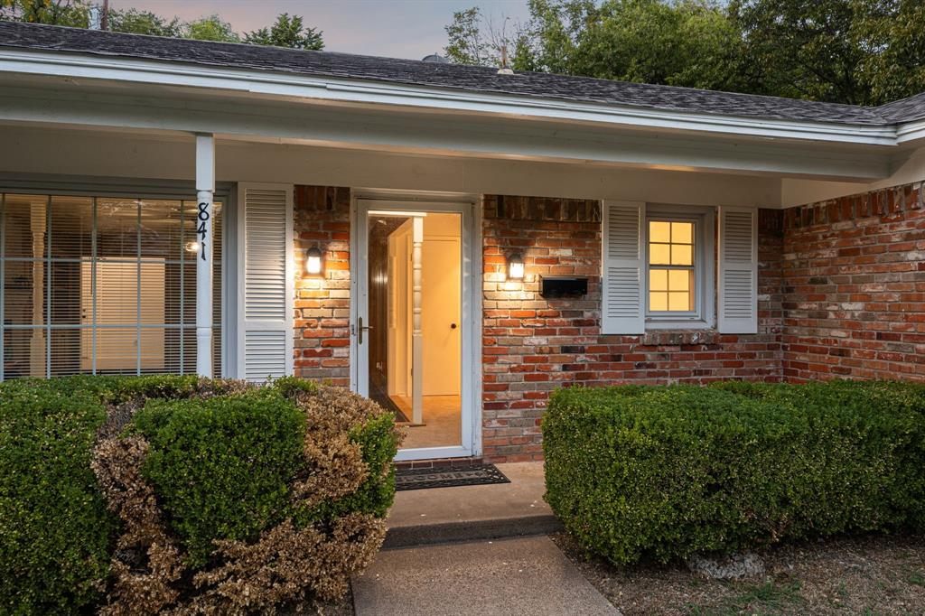 841 Brookwood Drive, Dallas, TX 75224
