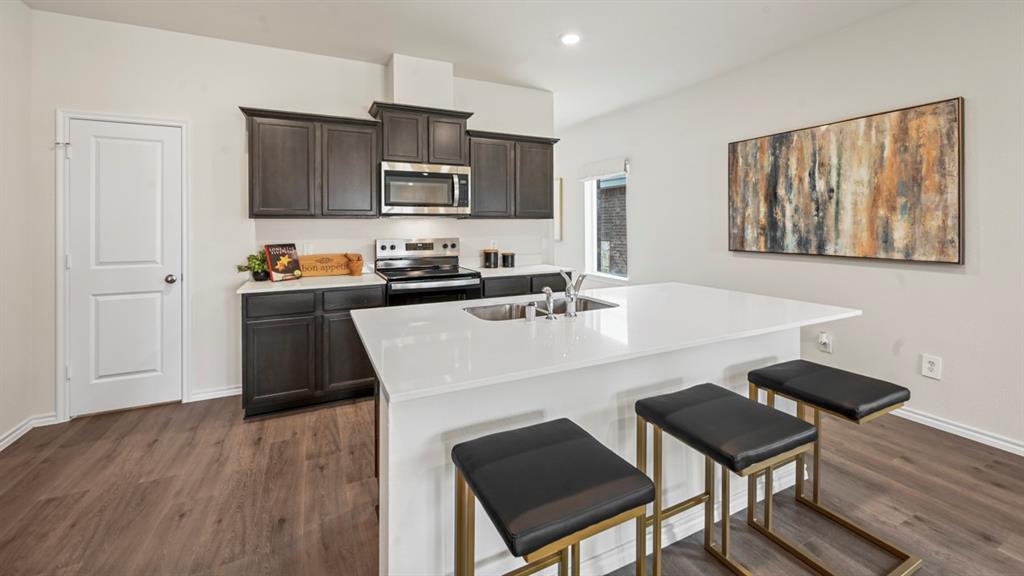 1609 Somerville Drive, Blue Ridge, TX 75424