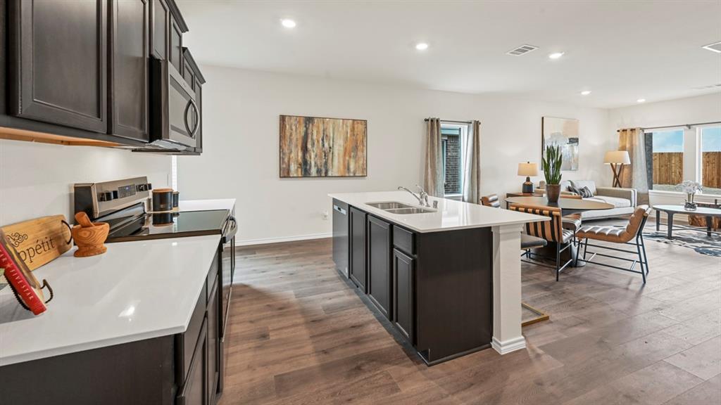 1609 Somerville Drive, Blue Ridge, TX 75424