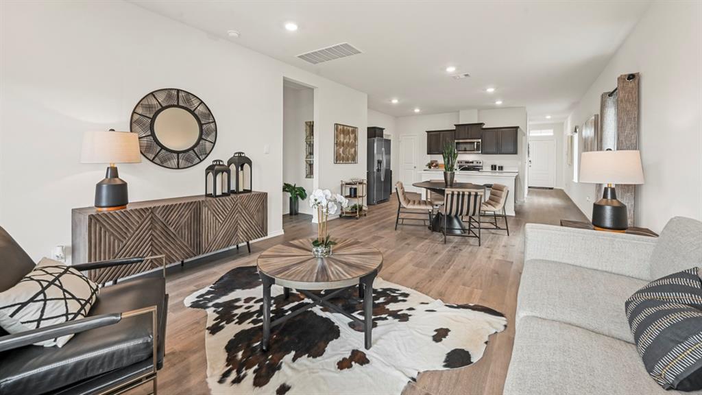 1609 Somerville Drive, Blue Ridge, TX 75424