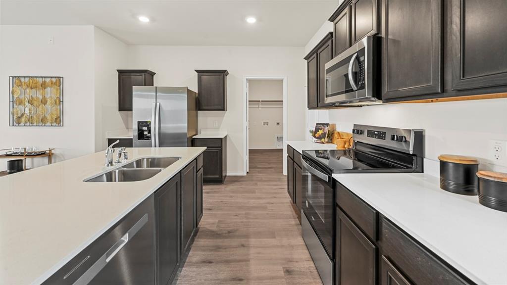 1609 Somerville Drive, Blue Ridge, TX 75424