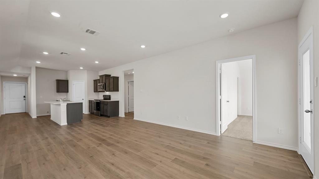 1605 Somerville Drive, Blue Ridge, TX 75424