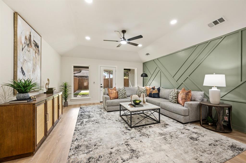 2144 Usa Drive, Plano, TX 75025