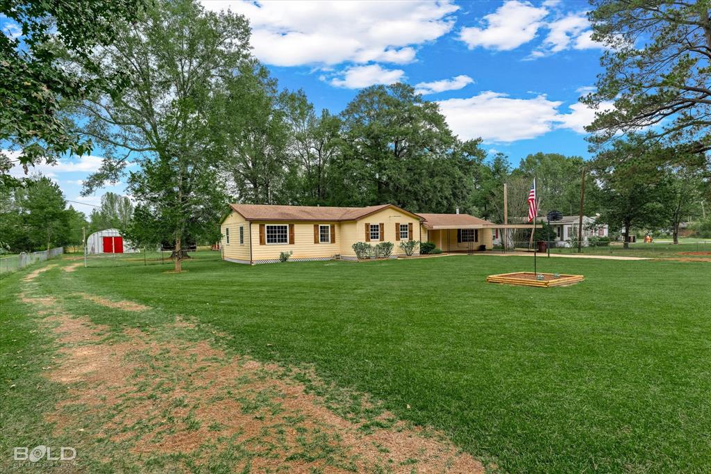 205 Lincoln Avenue, Haughton, LA 71037