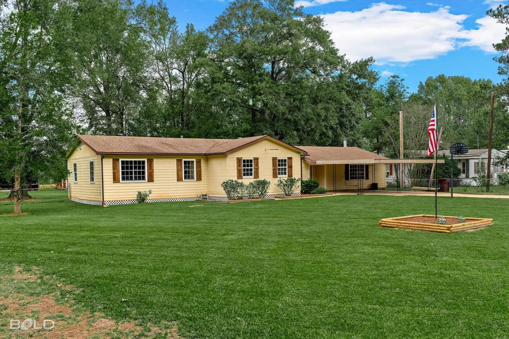 205 Lincoln Avenue, Haughton, LA 71037