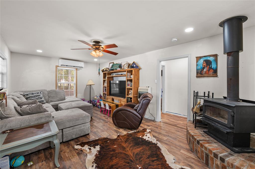 502 Central Avenue, Quitman, TX 75783