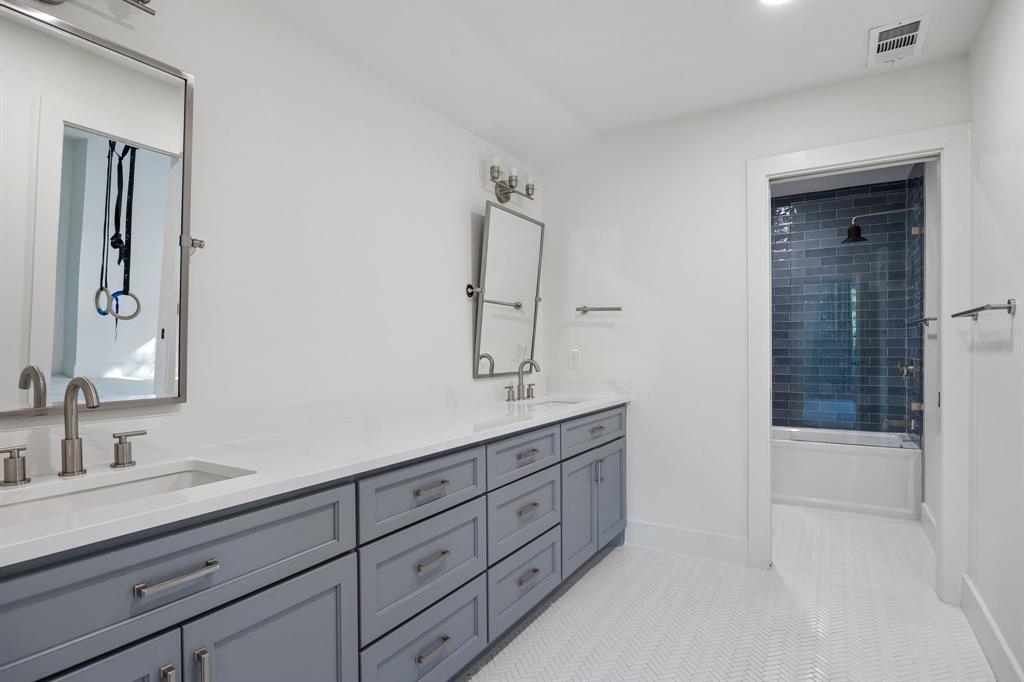 6905 Wabash Circle, Dallas, TX 75214
