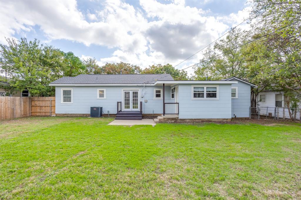 4930 Donnelly Avenue, Fort Worth, TX 76107