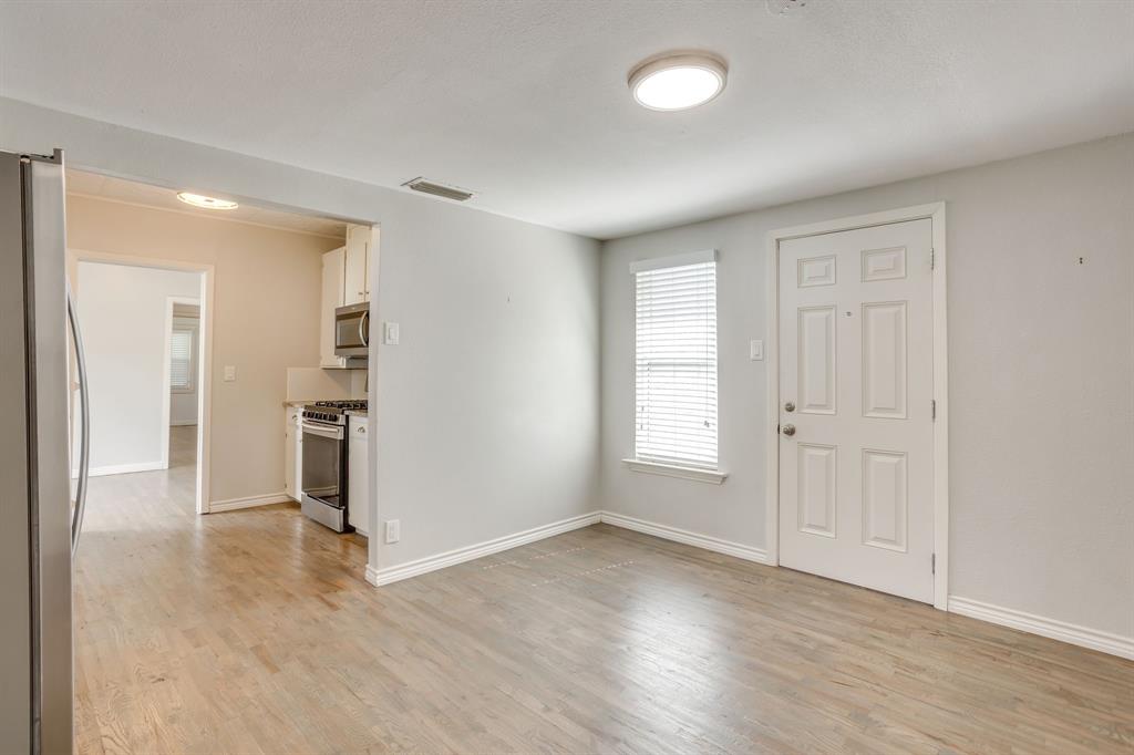 4930 Donnelly Avenue, Fort Worth, TX 76107
