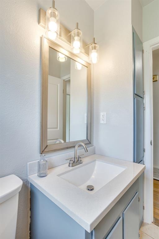 4930 Donnelly Avenue, Fort Worth, TX 76107