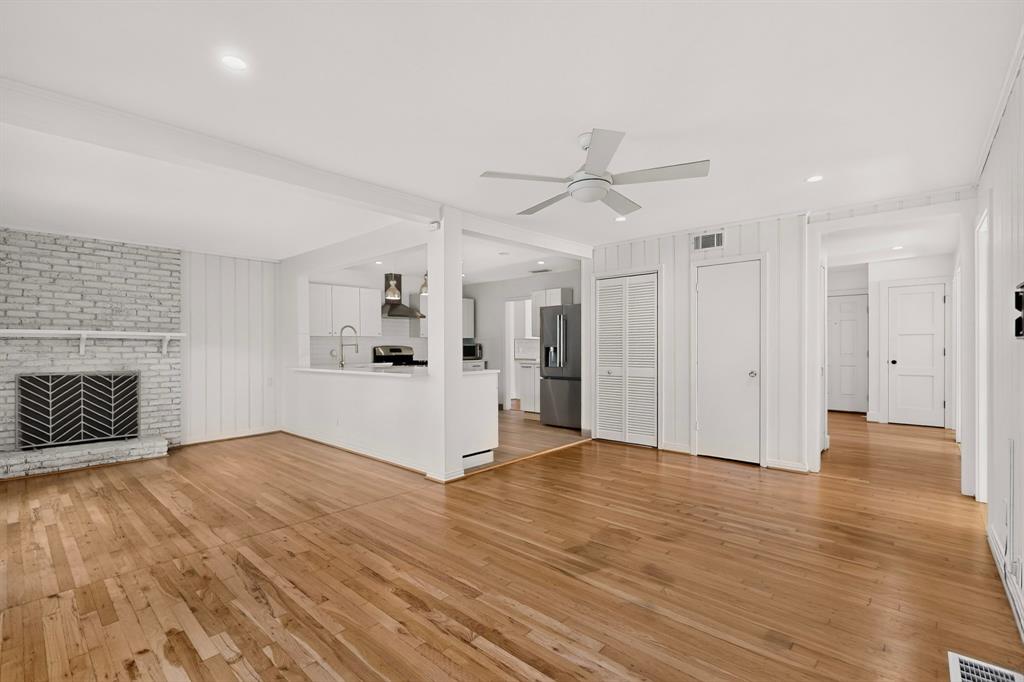 455 Hambrick Road, Dallas, TX 75218