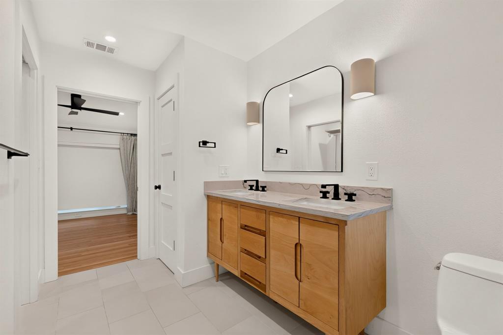 455 Hambrick Road, Dallas, TX 75218
