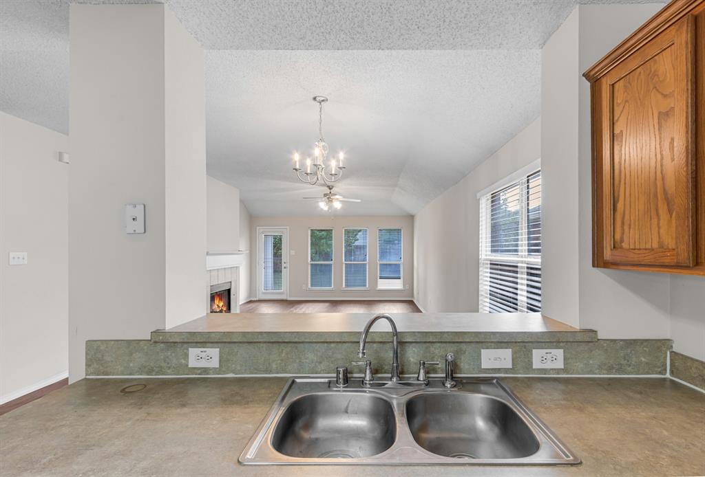 9921 Carter Drive, McKinney, TX 75072