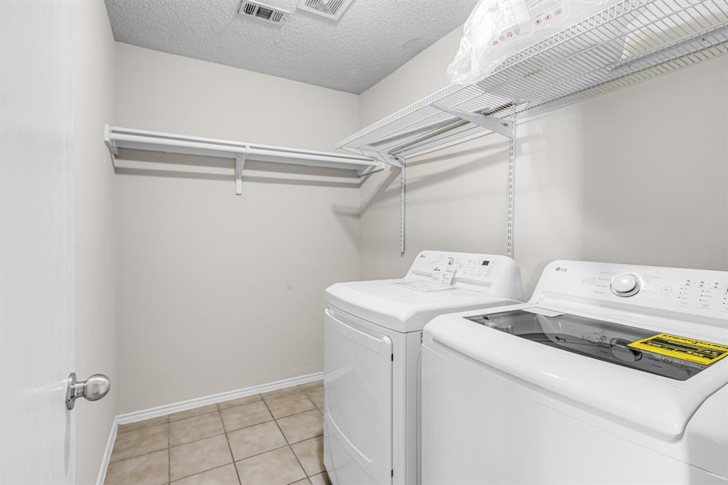 9921 Carter Drive, McKinney, TX 75072