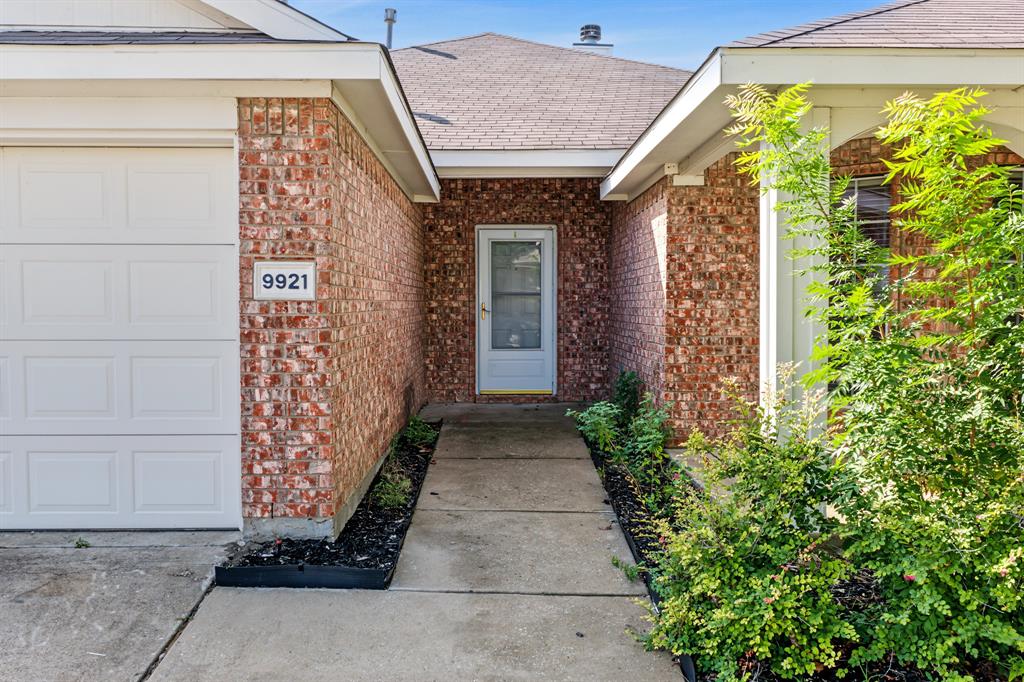 9921 Carter Drive, McKinney, TX 75072