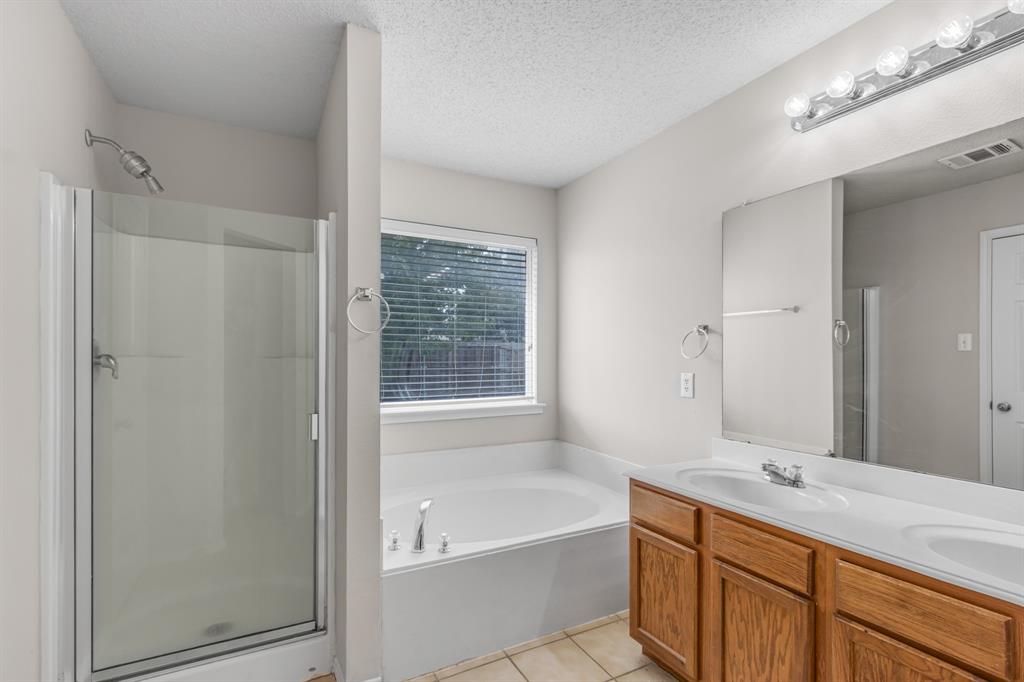 9921 Carter Drive, McKinney, TX 75072