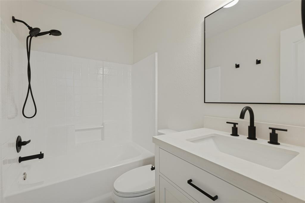 4510 Lake Haven Drive, Rowlett, TX 75088