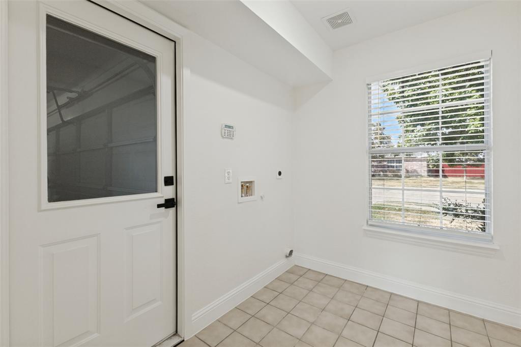 4510 Lake Haven Drive, Rowlett, TX 75088