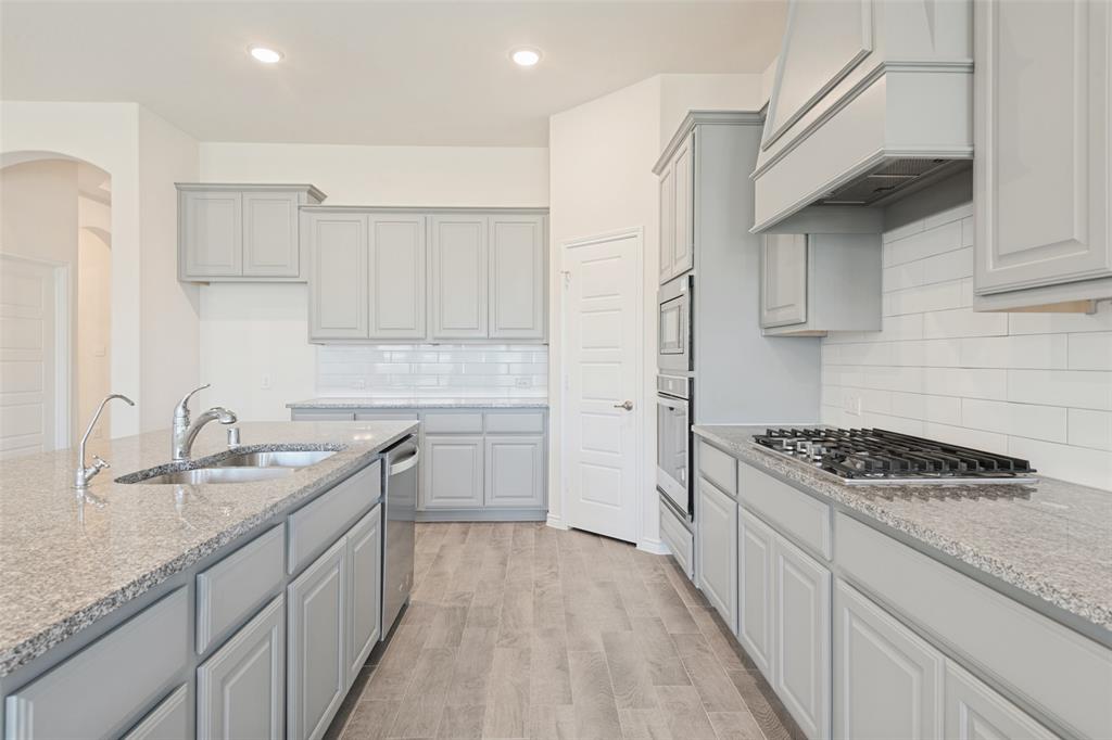 4108 Ellinger Drive, Heath, TX 75126