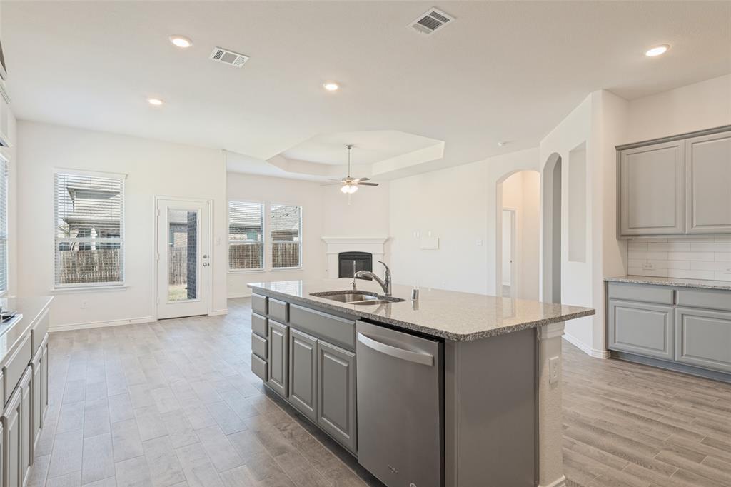 4108 Ellinger Drive, Heath, TX 75126