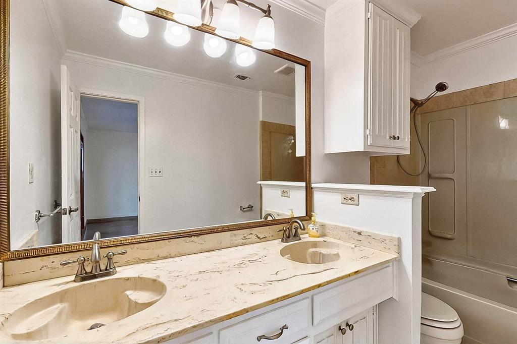 691 Rose garden Drive, McKinney, TX 75072