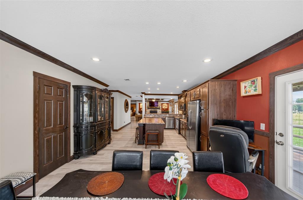 21138 CR 4202, Chandler, TX 75758